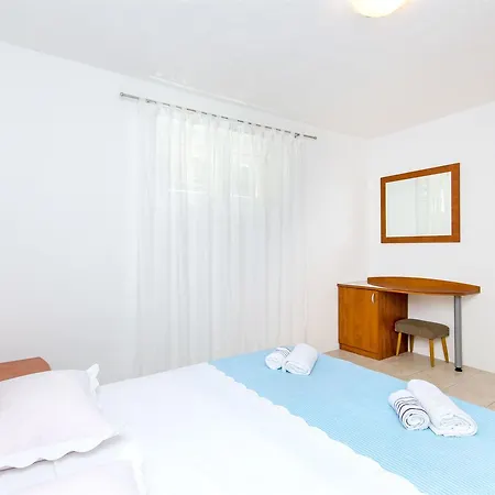 Mateo Apartment